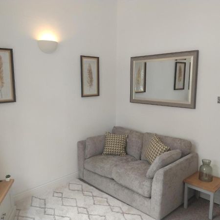 All Saints 2 Bed Apartment In Central Stamford With Parking Extérieur photo