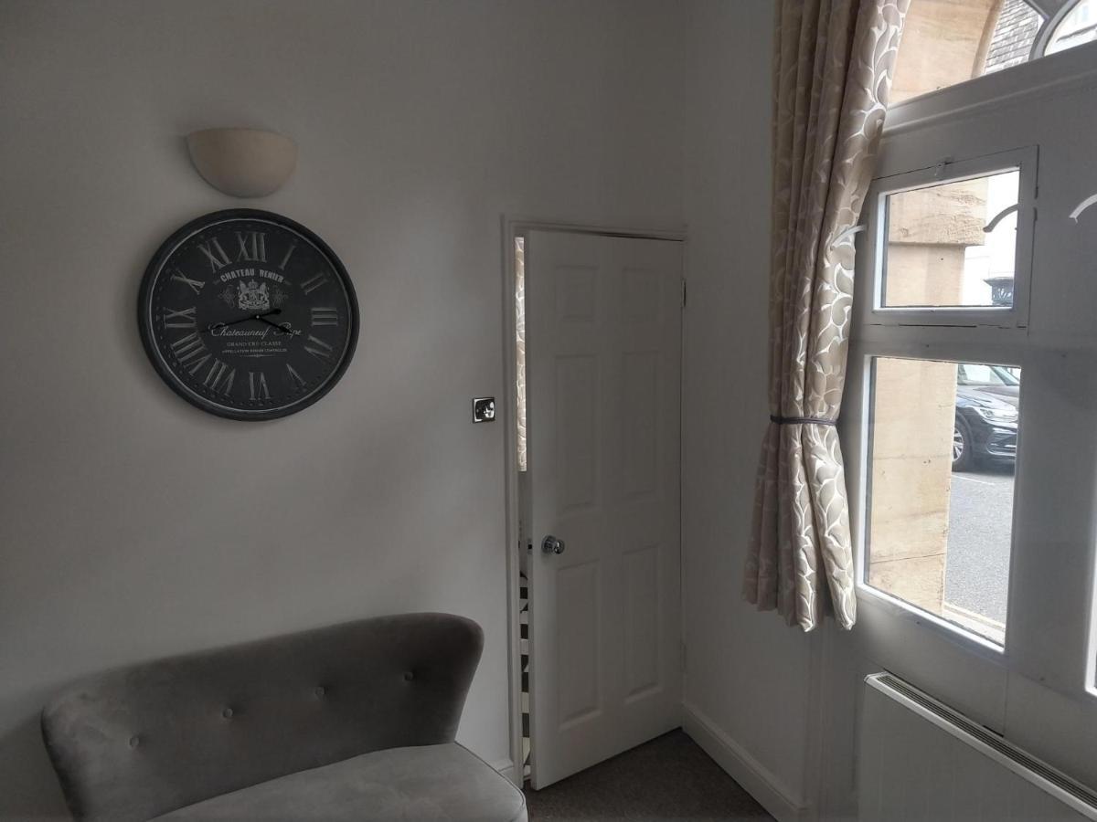 All Saints 2 Bed Apartment In Central Stamford With Parking Extérieur photo